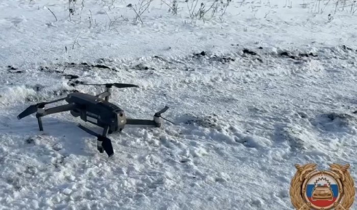В Аларском районе полицейские с помощью дрона выявили водителей с сокрытыми номерами