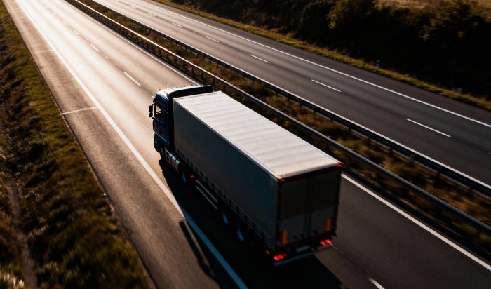 В 2026 году на российские трассы выпустят беспилотные грузовики