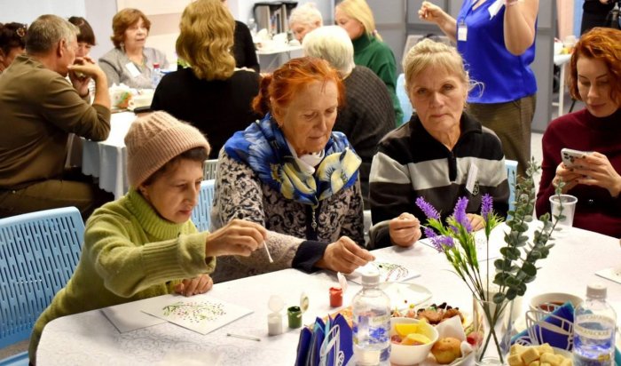 Первое альцгеймер-кафе открылось в Иркутске