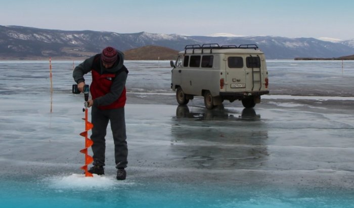 Во льду Байкала нашли опасные примеси