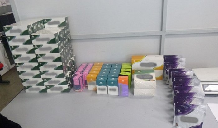 Иркутская таможня конфисковала крупную партию БАДов и косметики у пассажирки, прибывшей из Монголии