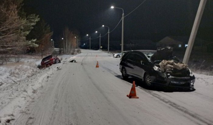 В Зиминском районе разыскивают водителя, сбившего троих пешеходов и скрывшегося с места ДТП