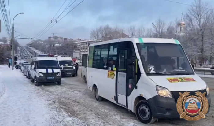 В Иркутске инспекторы ДТП отправили три пассажирских автобуса на спецплощадку во время рейдов