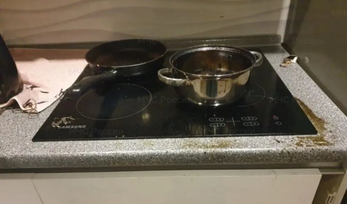 В Иркутске мальчик устроил пожар, залив масло водой