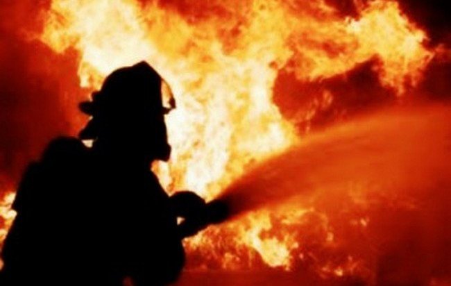 В Иркутской области при пожаре на пилораме погибли три человека