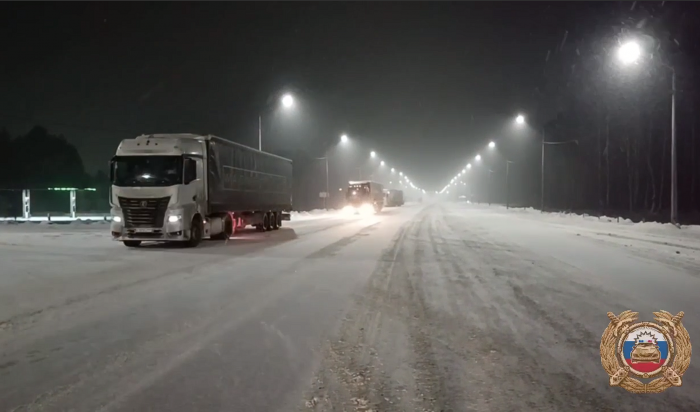В Приангарье на трассе Р-258 «Байкал» ограничили движение большегрузов
