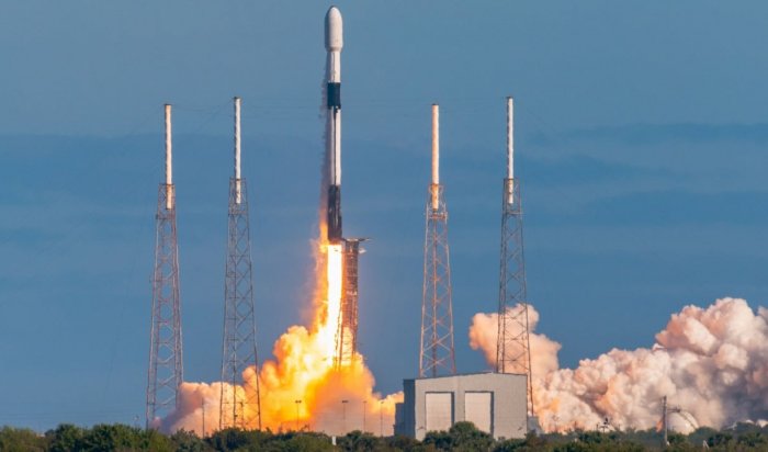 SpaceX запустила новую группу спутников Starlink на орбиту