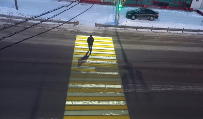 На Байкальском тракте установили 14 проекционных пешеходных переходов