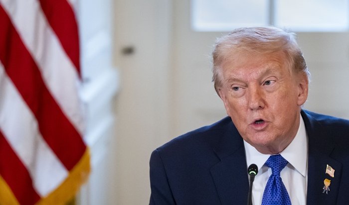 Трамп в шутку предложил включить в состав США три новых штата