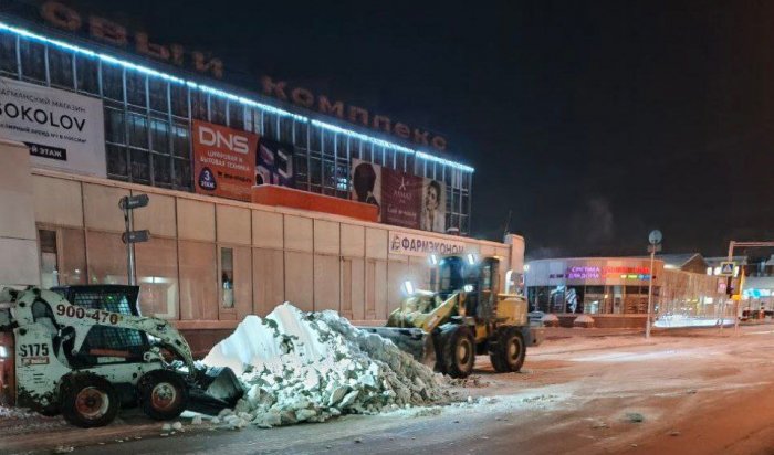 За сутки с улице Иркутска вывезли более 4000 тонн снега
