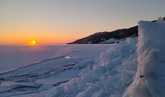 На Ольхоне отложили открытие ледовой переправы