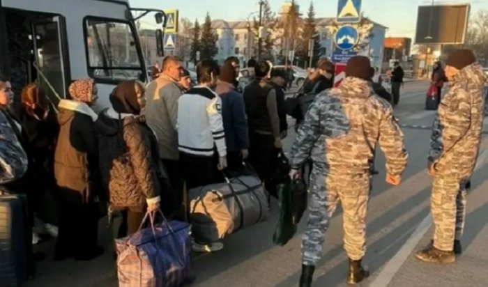 Судебные приставы выслали за пределы России 120 нелегальных мигрантов из Иркутской области за месяц