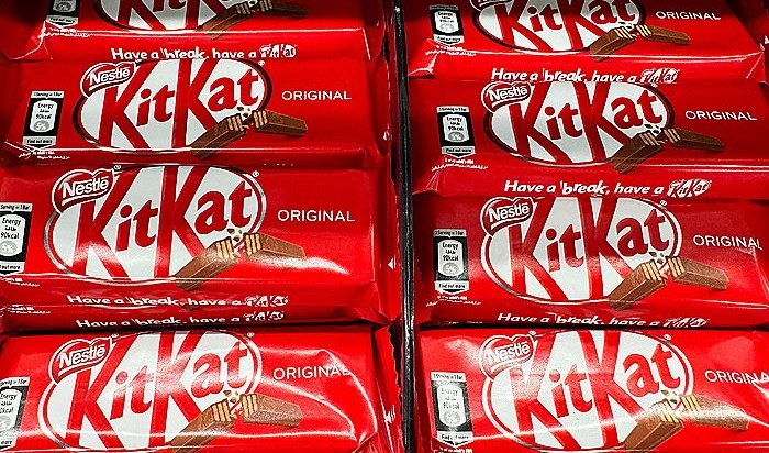 В пути из Италии в Польшу украли грузовик с 12 тоннами KitKat