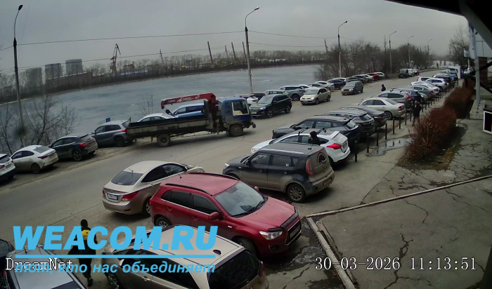 Камера WEACOM зафиксировала момент ДТП с грузовиком в Иркутске (Видео)