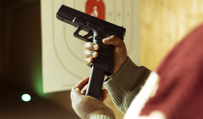 На Урале подросток выстрелил в голову однокласснице