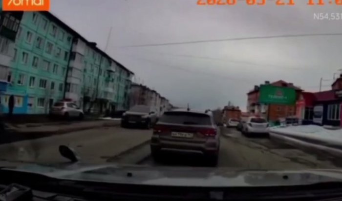 В Тулуне оштрафовали водителя за опасный обгон на пешеходном переходе (Видео)