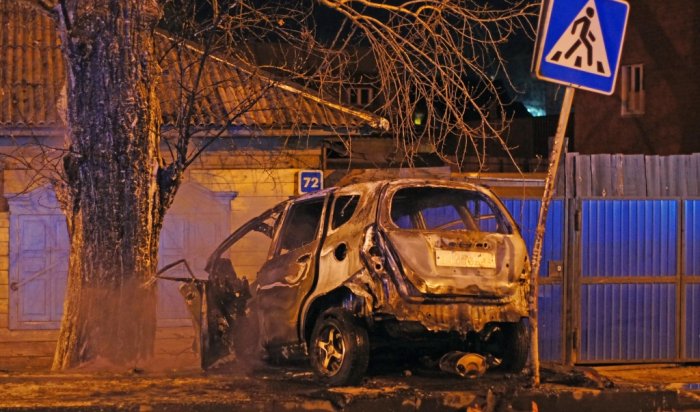 В Иркутске в ночном ДТП погибла девушка-водитель «Хонды Фит»