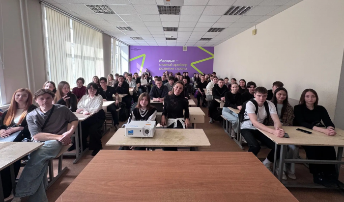 Чемпионка России по боксу и участница проекта «Титаны» Мария Пытина выступила перед студентами колледжа БГУ