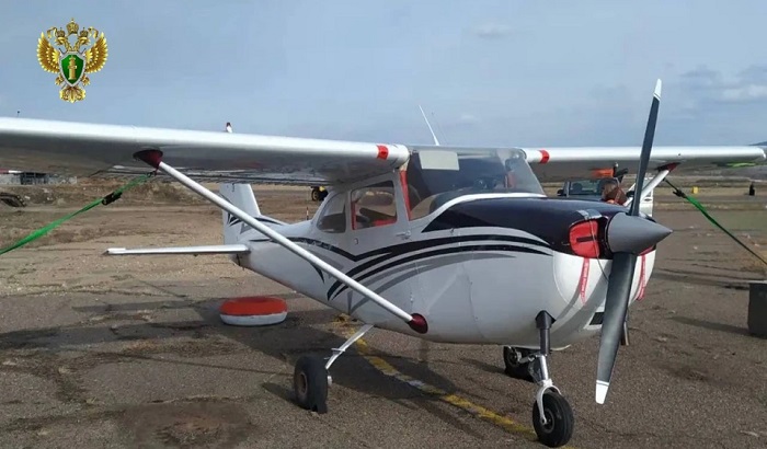 Легкомоторный Cessna экстренно сел в аэропорту Улан-Удэ