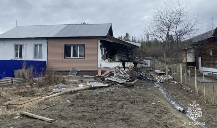 Самогонный аппарат взорвался в Бодайбинском районе
