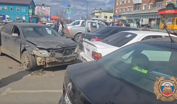 В Тулуне участник массового ДТП притворился иностранцем (Видео)