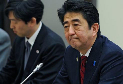 Премьер-министр Японии отказался посетить Москву 9 мая