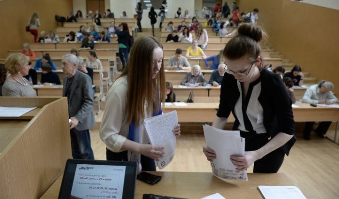 Участник «Тотального диктанта» из Екатеринбурга допустил 273 ошибки в  282 словах
