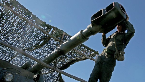В Ростовской области на учениях загорелась самоходная  артиллерийская установка. Пострадали трое военных