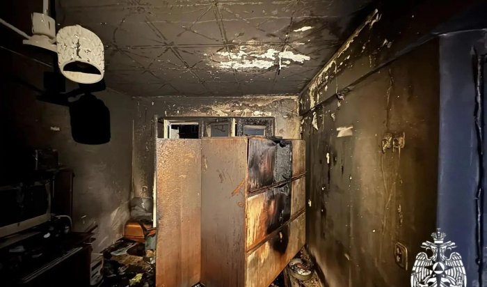 Женщина пострадала на пожаре в Ангарске