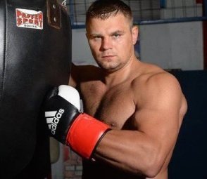 Боксер Денис Бойцов введен в искусственную кому из-за тяжелого отека мозга