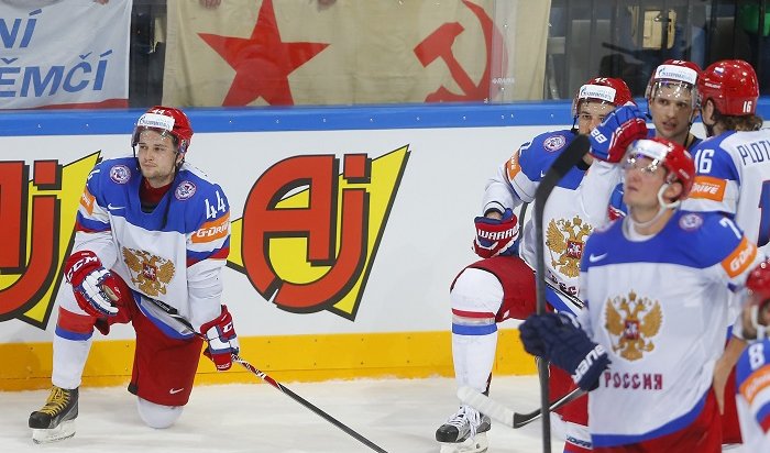 Сборная России по хоккею проиграла Канаде в ЧМ и стала серебряным призером