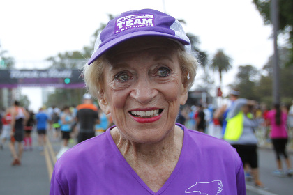 92-летняя жительница США установила новый рекорд, пробежав марафон