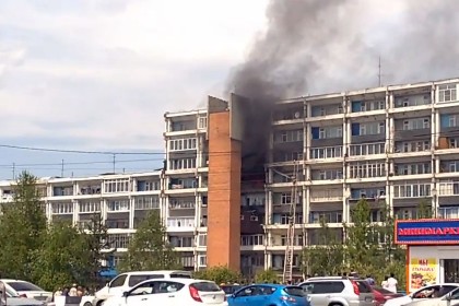 В Иркутске при пожаре в «доме-корабле» погибли два человека