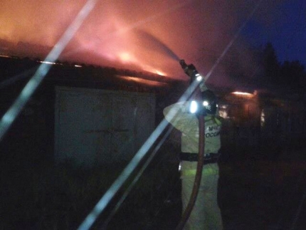 В Ангарске в результате взрыва в гаражном кооперативе погиб мужчина