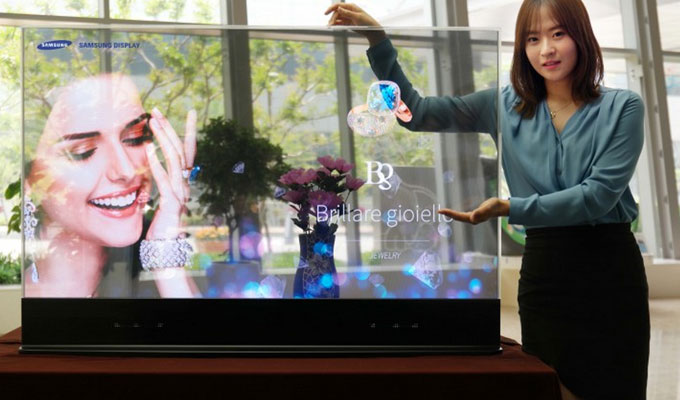 Компания Samsung представила прозрачные и зеркальные дисплеи