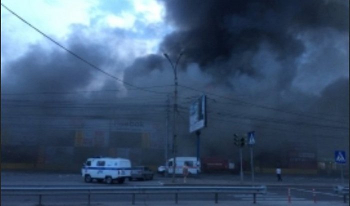 Крупный пожар в иркутском ТЦ «Авалон» ликвидирован