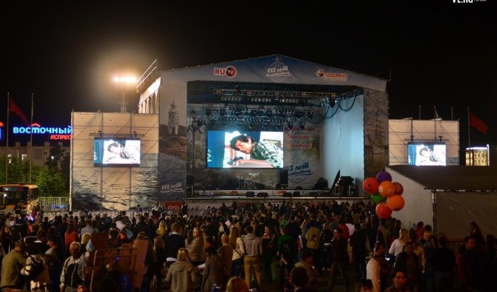 В Иркутске прошел фестиваль уличного кино