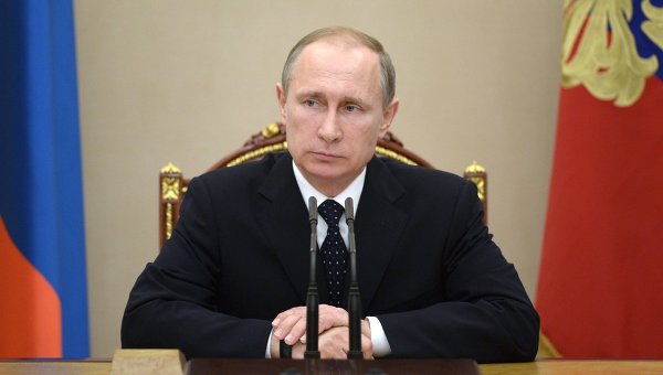 Путин поручил разработать новые  меры по борьбе с наркотиками