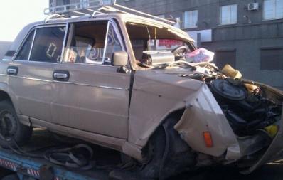 В Иркутске в ДТП на улице Баррикад пострадали женщина и двое детей