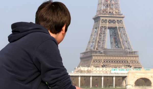 22 ребенка разгромили начальную школу во Франции