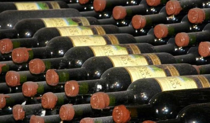 Роспотребнадзор приостановил продажу вин из США из-за содержания в них опасных веществ