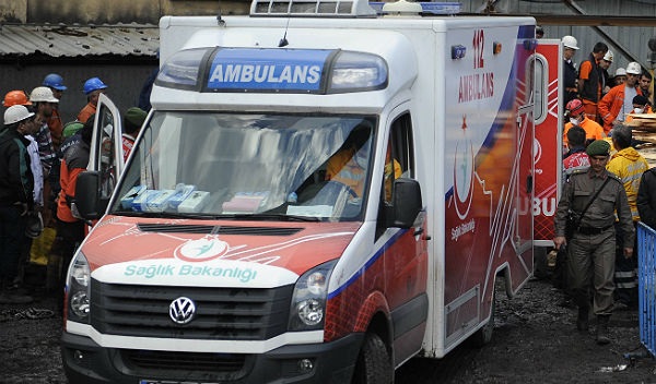 Четверо россиян попали в больницу после пожара в Кемере