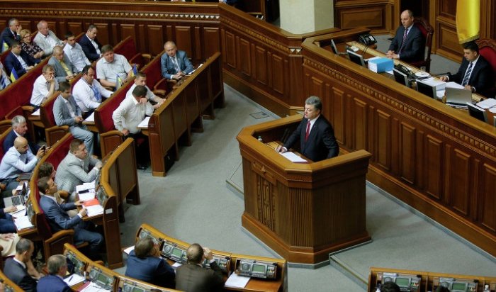Порошенко и Яценюк продавали места в Верховной раде