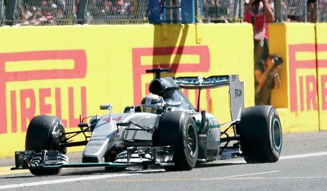 Команда Mercedes сохранила победу на Гран-при Италии