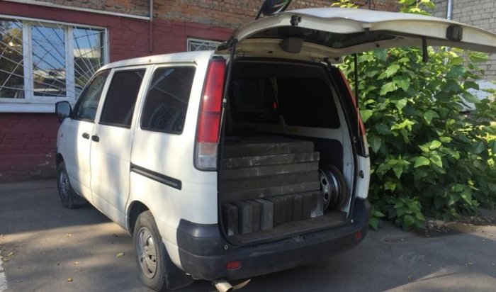 Подозреваемых в краже тротуарного бордюра задержали в Иркутске