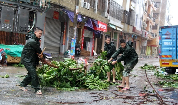 Пять человек погибли, 168 ранены в Китае из-за тайфуна «Мучжигэ»