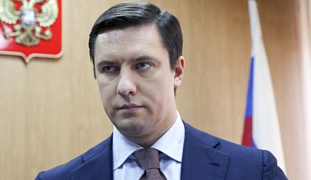 Суд рассмотрит иск на 2 миллиона рублей экс-следователя Карпова к депутату Гудкову и НТВ