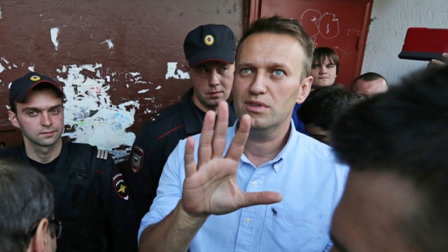 В ФСПП заявили о побеге Навального от судебного пристава