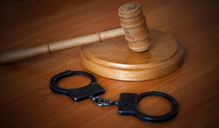 В Эхирит-Булагатском районе завели уголовное дело на мужчину, оскорбившего гособвинителя