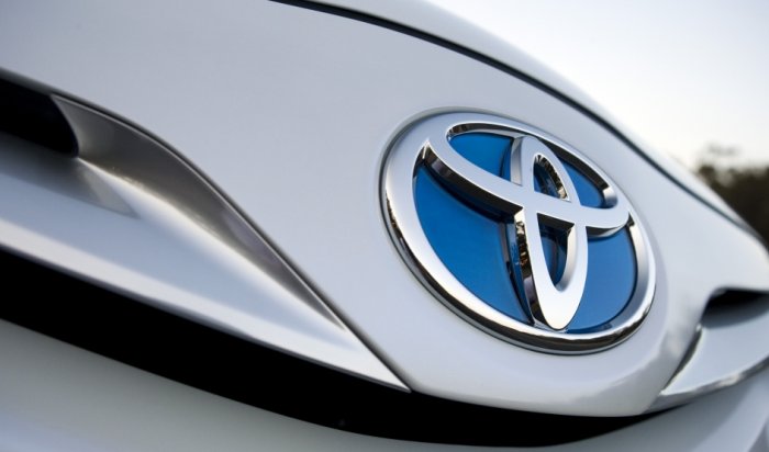Toyota планирует отказаться от бензиновых и дизельных моделей через 35 лет